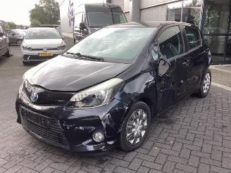 Démontage voiture Toyota Yaris Yaris III (P13), Hatchback, 2010 / 2020 1.5 16V Hybrid 2012/7