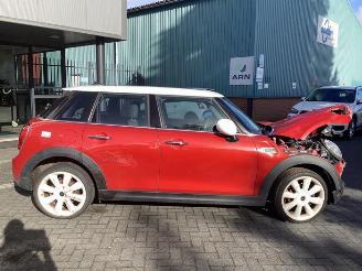 Mini Cooper Mini (F55), Hatchback 5-drs, 2013 1.5 12V Cooper picture 4