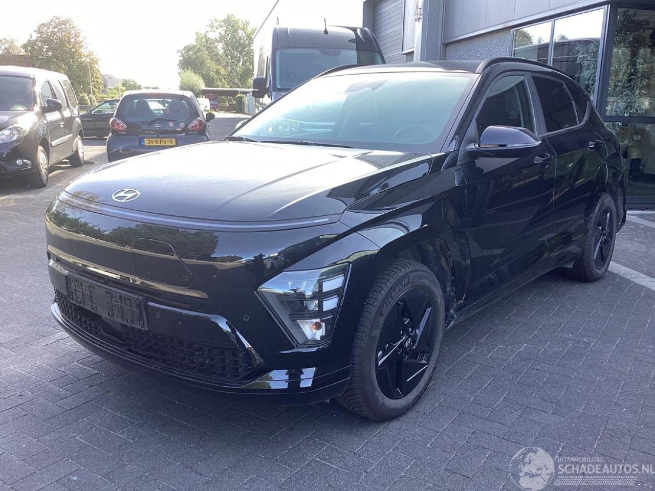Hyundai Kona Long Range Pure edition  64.8 Kwh