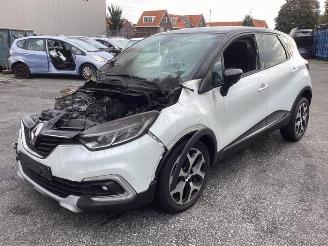 Uttjänta bilar auto Renault Captur Captur I (2R), SUV, 2013 1.3 TCE 150 16V 2019/10