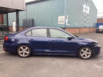 Volkswagen Jetta Jetta IV (162/16A), Sedan, 2010 / 2017 1.2 TSI picture 4