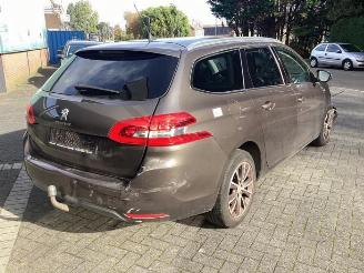 Peugeot 308 308 SW (L4/L9/LC/LJ/LR), Combi 5-drs, 2014 / 2021 1.2 12V e-THP PureTech 130 picture 5