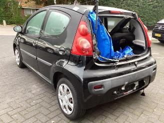 Peugeot 107 107, Hatchback, 2005 / 2014 1.0 12V picture 7