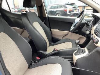 Hyundai I-10 i10 (B5), Hatchback, 2013 / 2019 1.0 12V picture 10