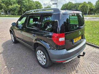 Skoda Yeti 1.2 TSI Active Plus picture 2