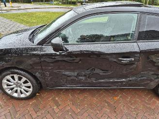 Audi A1 1.2 TSI Ambition PANO picture 7