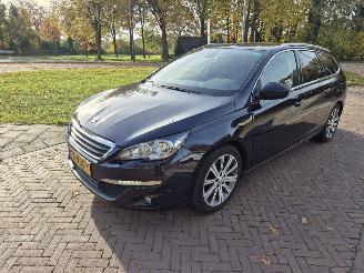 Peugeot 308 1.6 BLUE HDI EXECUTIVE picture 1