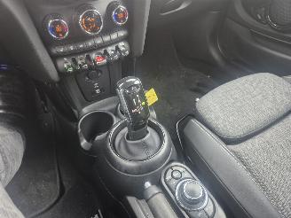 Mini Cooper 1.5 COOPER BUSINESS EDITION picture 14