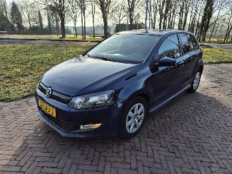 krockskadad bil auto Volkswagen Polo 1.2 TDI Bleumotion 2010/6