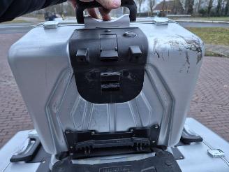 Honda VFR 1200 F ABS DCT Automaat! picture 15