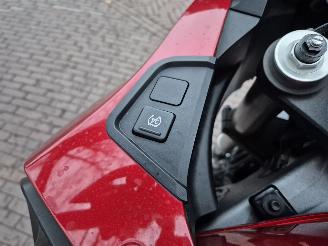 Honda VFR 1200 F ABS DCT Automaat! picture 10