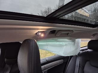 Volvo V-90 2.0 B4 Inscription picture 21