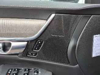 Volvo V-90 2.0 B4 Inscription picture 16
