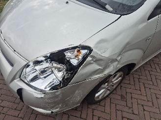 Toyota Corolla-verso 1.8 VVT-i Luna picture 6