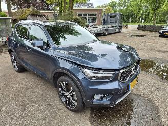 damaged passenger cars Volvo XC40 1.5 T5 Twin Engine Inscription 2020/6