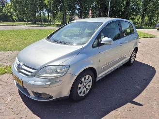 Vaurioauto  passenger cars Volkswagen Golf plus 1.4 TRENDLINE 2006/5