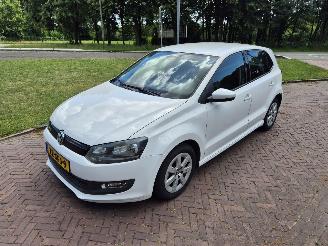 damaged passenger cars Volkswagen Polo 1.2 TDI Bleumotion Comfortline 2011/9