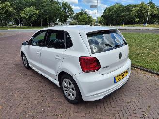Volkswagen Polo 1.2 TDI Bleumotion Comfortline picture 4