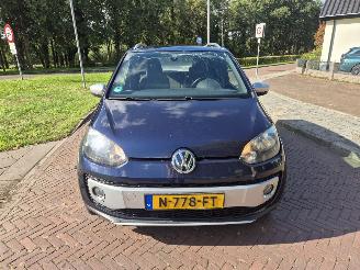 Volkswagen Up! 1.0 MPI CROSS UP picture 2