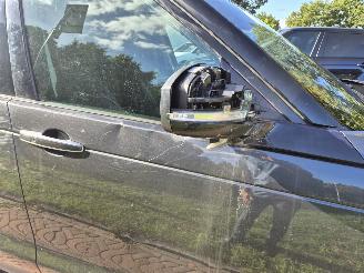Land Rover Discovery  picture 7