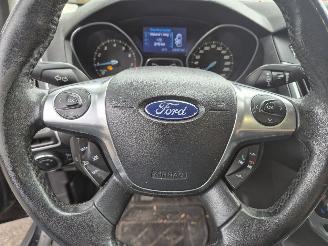 Ford Focus 1.6 Ecoboost Titanium picture 15