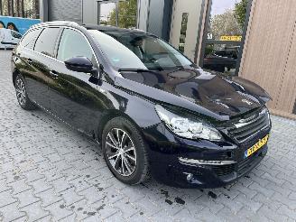 Damaged car Peugeot 308 SW 1.2 PureTech Style Automaat   KM120887 2015/9