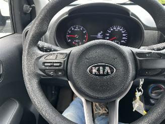 Kia Picanto  picture 11
