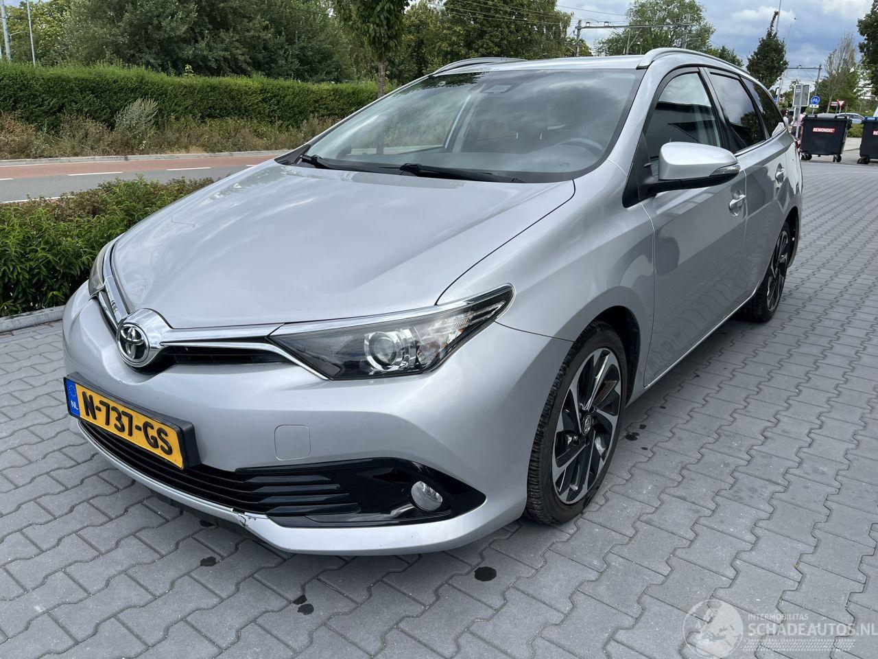 Toyota Auris Touring Sports 1.3 Aspiration Navi Clima Camera