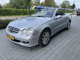 Voiture accidenté Mercedes CLK Cabrio 200 K. Elegance 2006/3