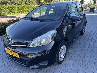 skadebil auto Toyota Yaris 1.0 VVT-i Aspiration  Clima Navi Camera 2012/8