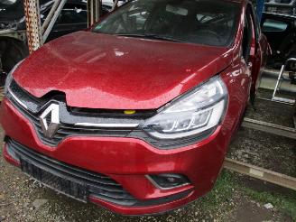 krockskadad bil bedrijf Renault Clio  2017/1