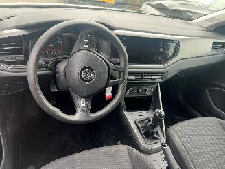 Volkswagen Polo  picture 2