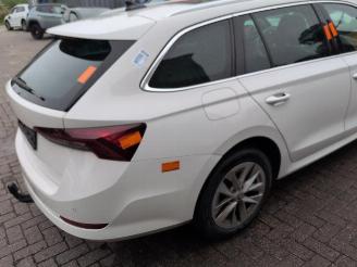 Skoda Octavia Octavia Combi (NXAC), Combi 5-drs, 2019 1.5 TSI e-TEC 16V picture 5