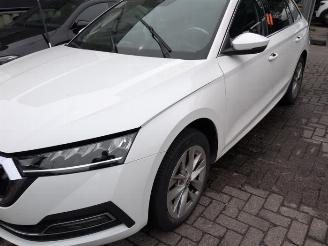 Skoda Octavia Octavia Combi (NXAC), Combi 5-drs, 2019 1.5 TSI e-TEC 16V picture 2
