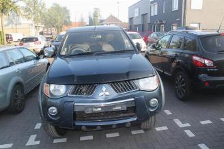 Mitsubishi L-200  picture 5