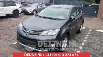 Vrakbiler auto Toyota Rav-4 RAV4 (A4), Terreinwagen, 2012 / 2019 2.0 16V VVT-i 4x4 2013
