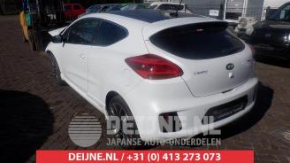 Kia Pro cee d Pro cee'd (JDB3), Hatchback 3-drs, 2013 / 2018 1.6 GT 16V picture 3
