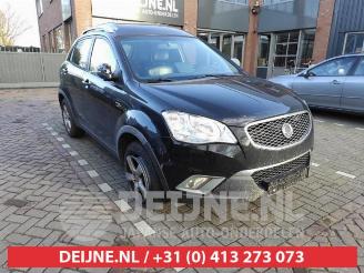 Salvage car Ssang yong Korando Korando, Terreinwagen, 2010 / 2019 2.0 e-XDi 16V 4x4 2011/10