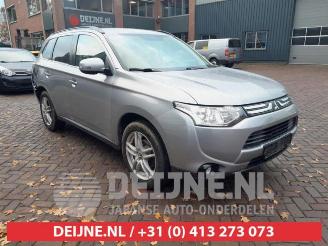 rozbiórka samochody osobowe Mitsubishi Outlander Outlander (GF/GG), SUV, 2012 / 2022 2.2 DI-D 16V Clear Tec 4x2 2013/9