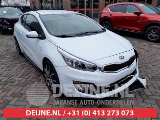 Uttjänta bilar auto Kia Pro cee d Pro cee'd (JDB3), Hatchback 3-drs, 2013 / 2018 1.4i 16V CVVT 2014/0