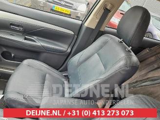 Mitsubishi Outlander Outlander (GF/GG), SUV, 2012 / 2022 2.0 16V PHEV 4x4 picture 15