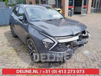 demontáž osobní automobily Kia Sportage Sportage (NQ5), Terreinwagen, 2021 1.6 T-GDI MEHV 48V 2022/1