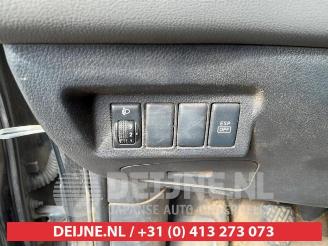 Nissan X-Trail X-Trail (T31), SUV, 2007 / 2013 2.0 XE,SE,LE dCi 16V 4x4 picture 16