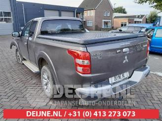 Mitsubishi L-200 L-200, Pick-up, 1986 / 1996 2.4 Clean Diesel 4WD picture 5