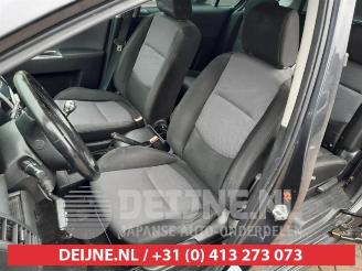 Mazda 5 5 (CR19), MPV, 2004 / 2010 2.0i 16V picture 13