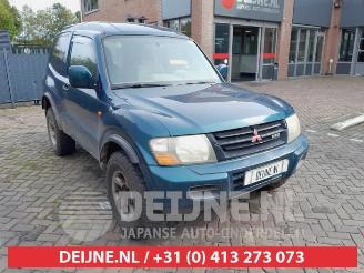 Sloopauto Mitsubishi Pajero Pajero Hardtop (V2/4/6/7), Terreinwagen, 2000 / 2006 3.2 DI-D 16V 2001/6