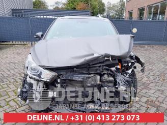 Kia Rio Rio IV (YB), Hatchback, 2017 1.0i T-GDi 100 12V picture 2
