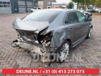 Suzuki Kizashi Kizashi (FRE/FRF), Sedan, 2010 / 2015 2.4 16V picture 7