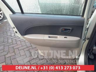 Daihatsu Sirion Sirion 2 (M3), Hatchback, 2005 1.3 16V DVVT picture 13