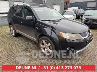Salvage car Mitsubishi Outlander Outlander (CW), SUV, 2006 / 2012 2.0 DI-D 16V 4x4 2007/8